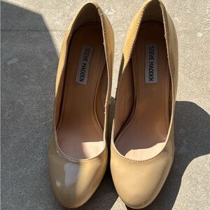 Steve Madden heels (8.5)